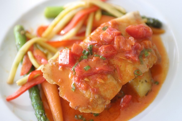 魚料理 トマト 野菜のフリー写真素材 食材 料理の無料画像 フード フォト Yos0027 054
